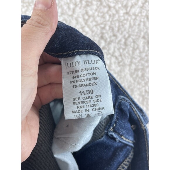 Judy Blue Jeans Women’s Size 11/30 Dark Blue Cropped Straight JB88375 Raw Hem - Picture 9 of 10